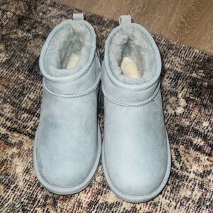 UGG light blue brand new mini boots